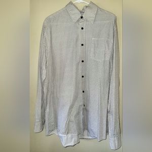 Wrangler Jeans Co. Men's Long Sleeve button up shirt